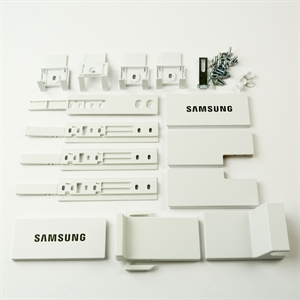 Samsung montagesæt til fastgøring af køkkenlåge på køleskab og fryser.